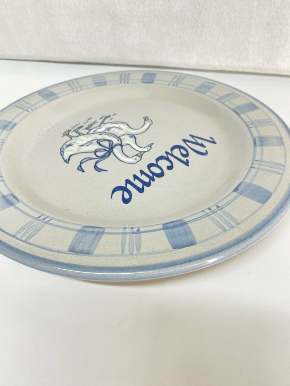 Vintage Louisville Stoneware Gaggle of Geese Welcome Dinner Plate Hand Painted - Picture 7 of 10